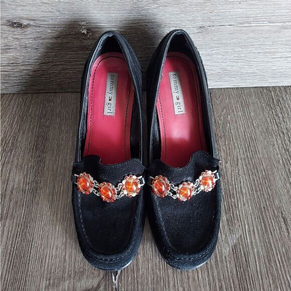 TOMMY GIRL BLACK SUEDE JEWELED HIGH HEEL LOAFERS 3.25" STACKED HEEL 7 - Picture 3 of 9
